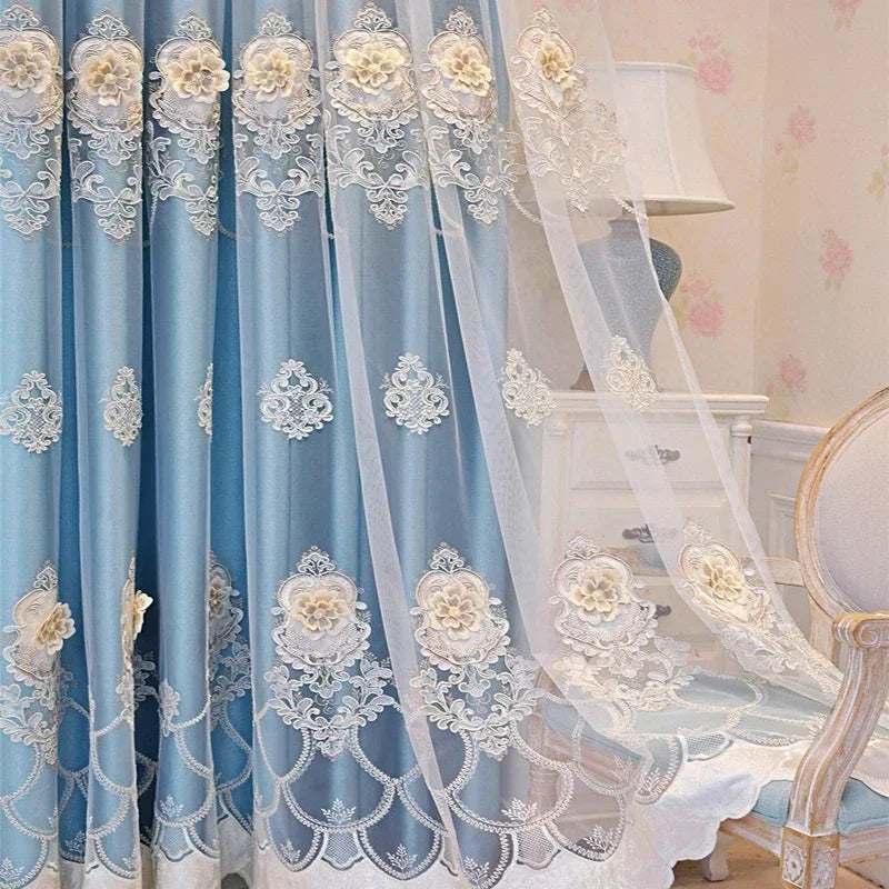 Double rideaux avec voilage : la solution idéale pour une décoration élégante et un confort optimal