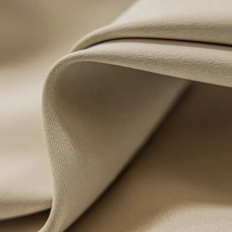 Rideaux thermiques : la solution idéale pour améliorer le confort de votre maison