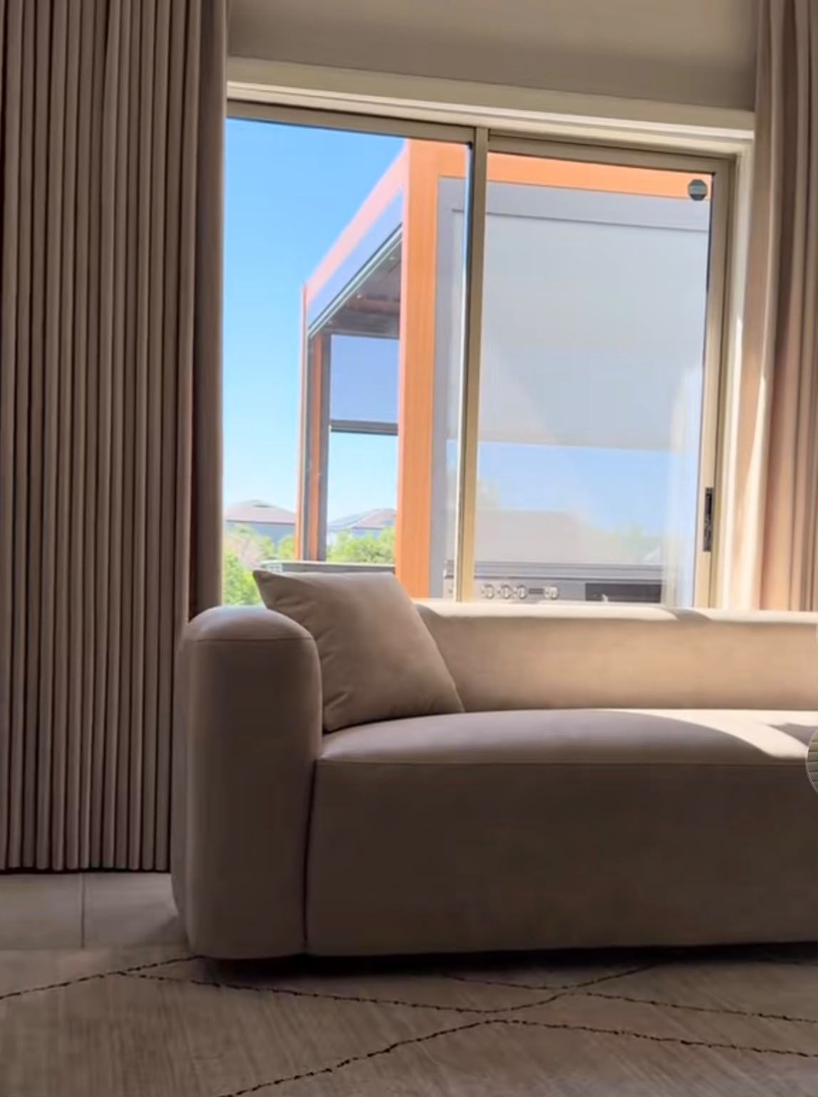 Rideau thermique et isolant : comment choisir le meilleur rideau pour améliorer le confort de votre maison ?