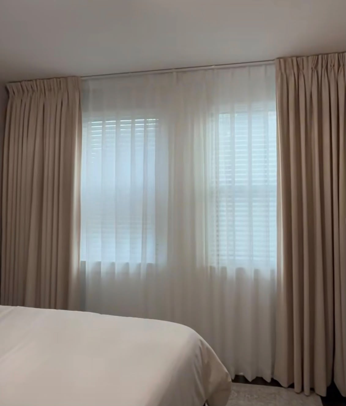 Rideaux chambre : comment choisir les meilleurs rideaux pour créer une chambre confortable et élégante ?