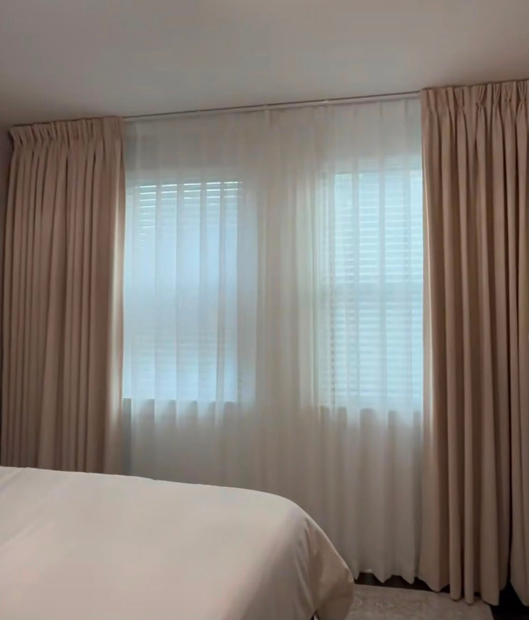 Rideaux chambre : comment choisir les meilleurs rideaux pour créer une chambre confortable et élégante ?