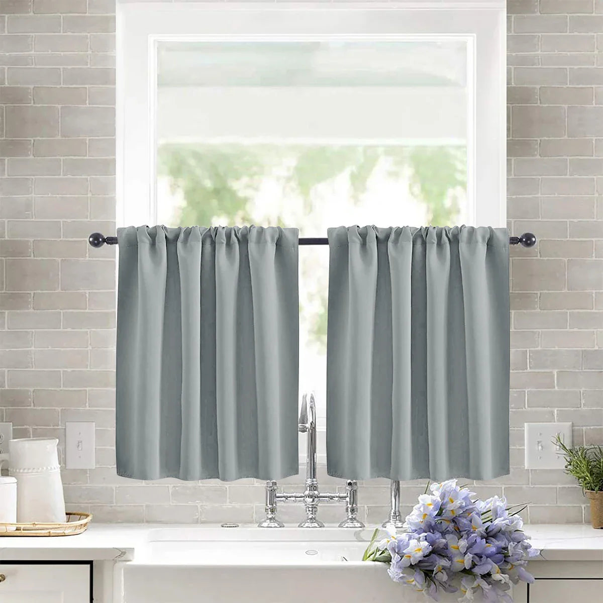 Rideaux de cuisine : comment choisir le modèle idéal pour allier style et praticité