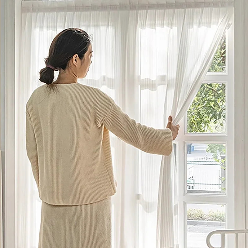 Voilage anti-UV intérieur : profitez d'une lumière naturelle tout en protégeant votre maison
